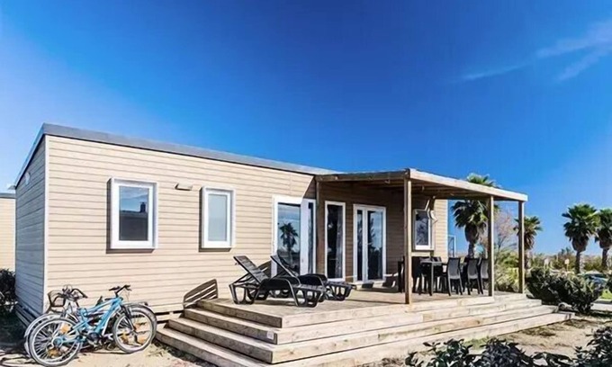 Torreilles-Plage Casa | Mobil-home | Premium Exclusive | 3 Bedrooms | 6 sleeps | Raised terrace | A/C | TV