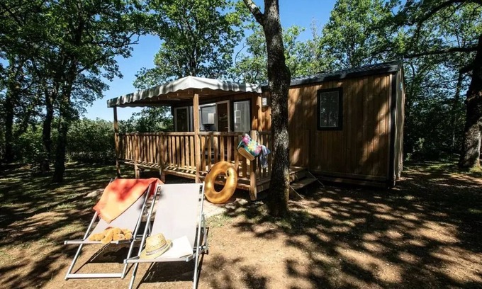 Lamothe-Fenelon Casa | Mobil-home Privilege Saint Cirq Lapopie (2 Bedrooms) - TV 6 Personen