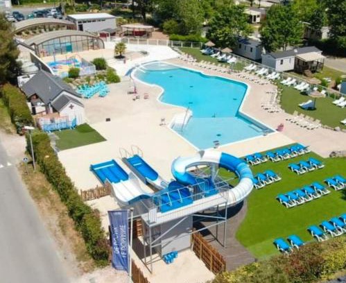 Onzain Otro | Mobil Home tout confort idéal pour 4 personnes dans le Domaine de Dugny CAMPING 4 ETOILES, Proche de Blois, du Zoo de beauval et des Châteaux de la Loire