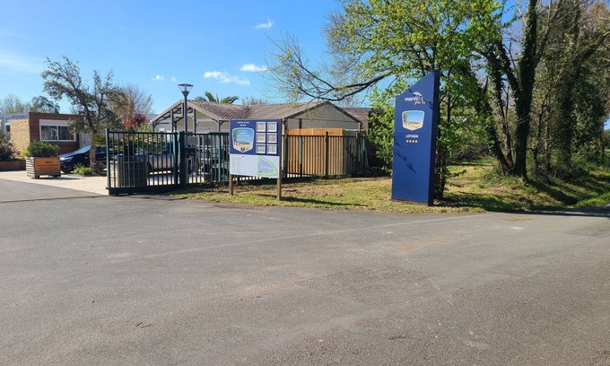 Talmont-Saint-Hilaire Casa | Mobile home in a 4-star campsite