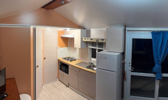 Tirig Casa | Mobil Home '242' con vistas a la montaña, Wi-Fi y aire acondicionado