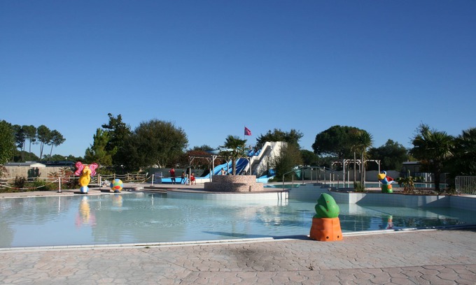 Gastes Casa | Casa móvil 4/6 personas en un pueblo de vacaciones de 4 estrellas