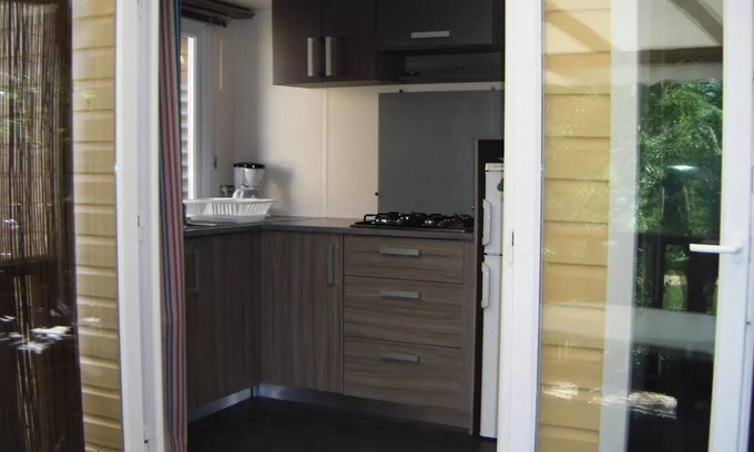 Rochegude Casa | Mobil home COMFORT PLUS / 2 Schlafzimmer - Geschirrspüler und TV - Klimaanlage 6 Personen