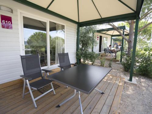 Cres Casa | Mobile Home in Cres near Pebble Beach