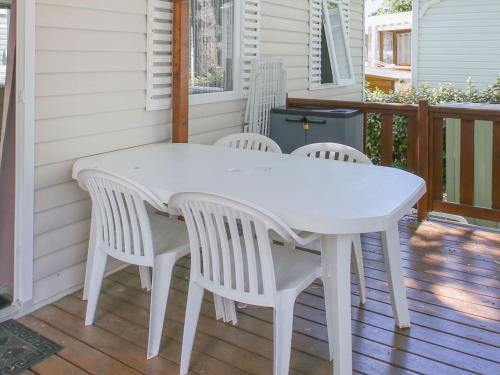 Saint-Jean-de-Monts Chalet De Esquí | Mobile Home in Saint-Jean near Beach & Pool