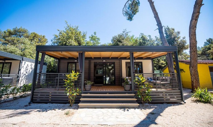 Biograd na Moru Complejo | Mobile Homes & Bungalows Ljutić
