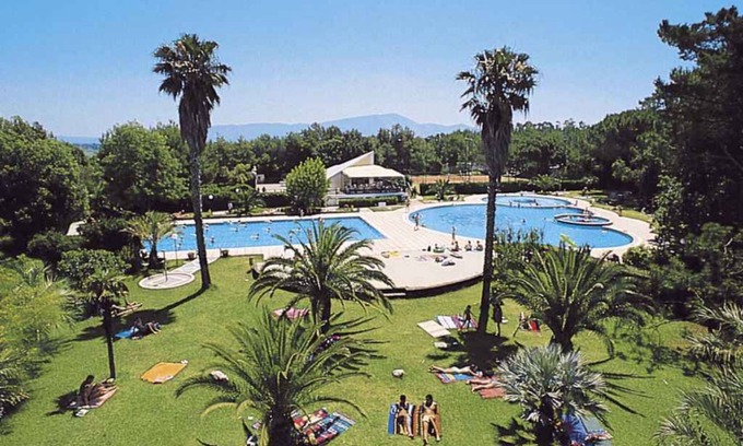 Baia Domizia Casa | Casa vacacional con terraza y aire acondicionado