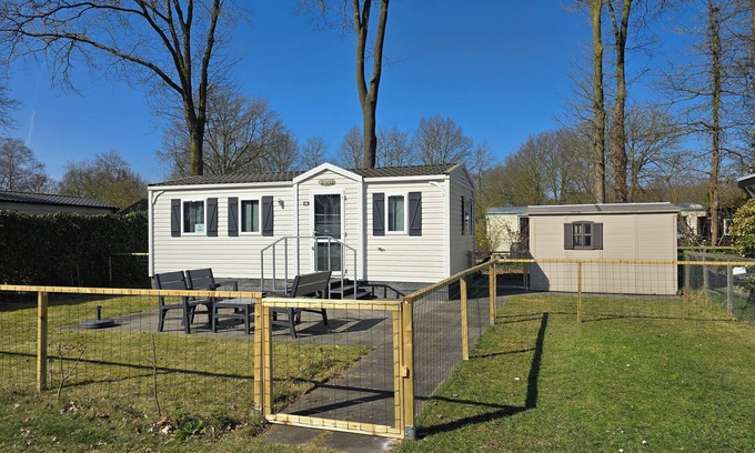 Marienberg Chalet De Esquí | Mobilheim Familenurlaub 5* Campingplatz de Pallegarste Marienberg Freibad inkl.