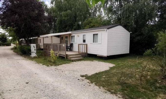 Ivry-la-Bataille Casa | Mobilhome 3 bedrooms 6 pers TV WIFI washing machine plot near animations