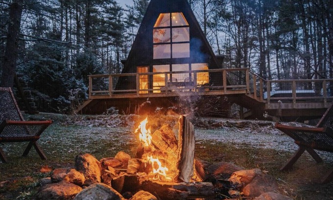 Wardsboro Cabina | Mod A Frame Cabin en el bosque cerca con jacuzzi - cerca del monte. Snow & Stratton!