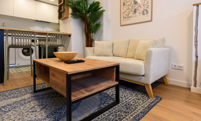 San Sebastián de los Reyes Apartamento | Modern studio apartment with private terrace and excellent communal areas