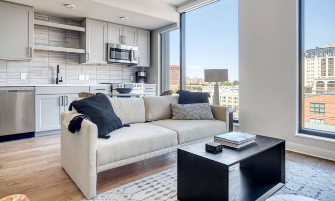 Golden Triangle Apartamento | Mod Golden Triangle 1BR w/ Pool, Gym & W/D, next to Park, by Blueground