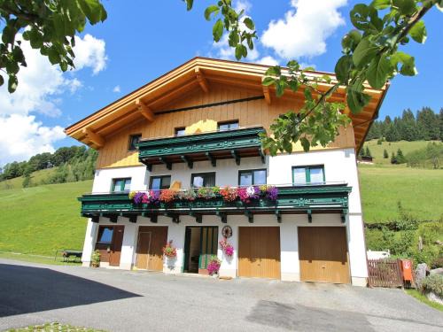 Maria Alm am Steinernen Meer Casa | Modern Holiday Home in Maria Alm near Ski Area