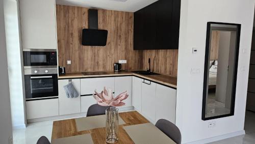 Bobrov Apartamento | Moderný apartmán 2 s veľkou terasou