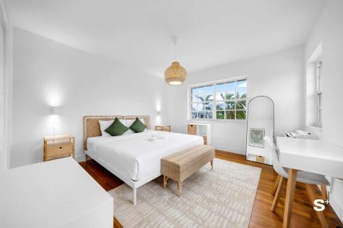 North Beach Apartamento | Modern 1-BD Apt with Free Parking