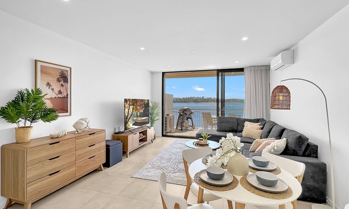 Batemans Bay Apartamento | Modern 1-Bedroom Apt with Sweeping Water Views