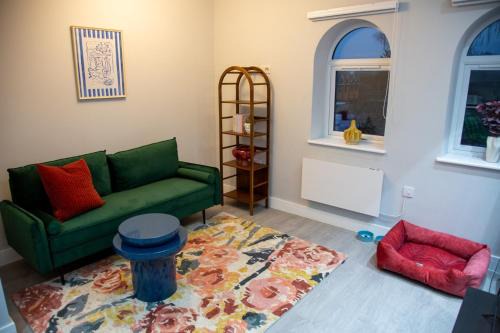 Slough Apartamento | Modern 1-Bedroom Apartment in Slough with Parking