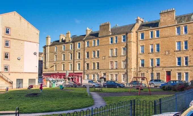 Gorgie Apartamento | Apartamento moderno de 1 habitación en el último piso de Edimburgo