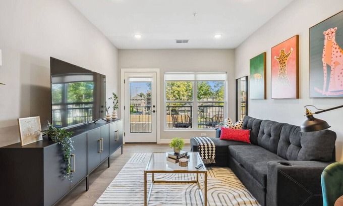 Near East Columbus Apartamento | Modern 1BR/1BA Comfort in Columbus