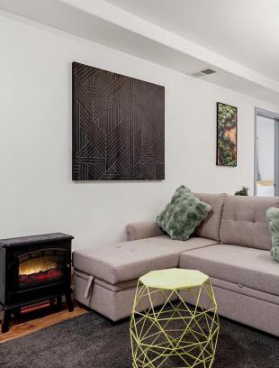 Inner Parkside Apartamento | Modern 1BR 1Bath with Living Area near SFSU