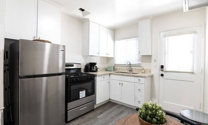 The Flats Apartamento | Modern 1BR Apartment Prime Location