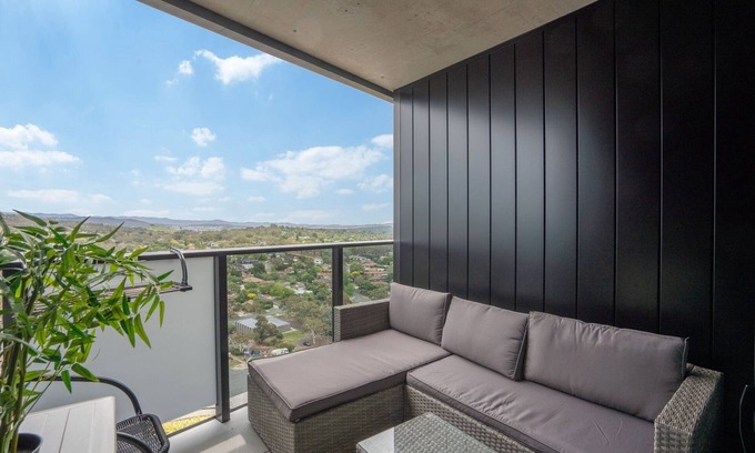 Phillip Apartamento | Modern 2-Bed Apartment with Premium Amenities