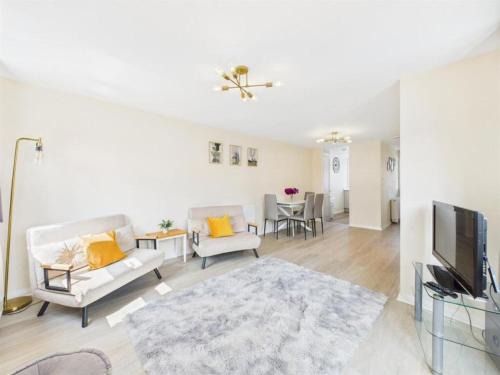 Calne Casa | MODERN 2 BED BUNGALOW SLEEPS 4 Pet friendly