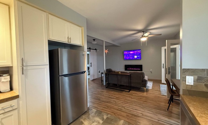 Olympia Casa | Modern 2 bedroom, 1 bath bright unit with Stunning Sunrises.