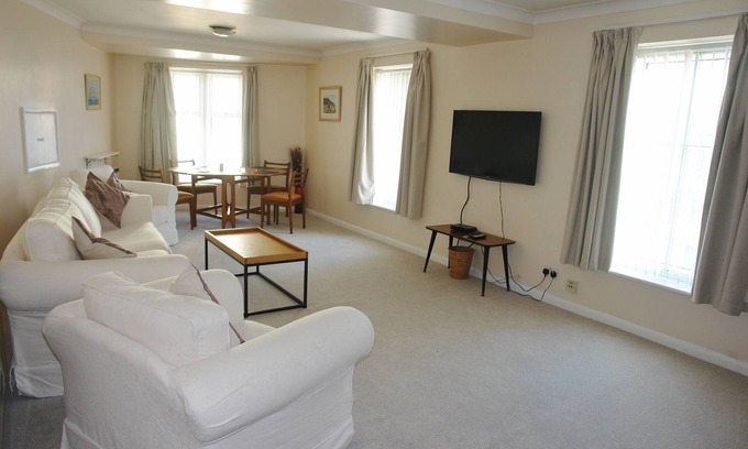 Old Town Hastings Apartamento | Apartamento moderno de 2 dormitorios en el corazón del casco histórico de Hastings