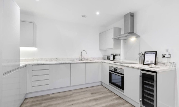 Newbury Apartamento | Modern 2 Bedroom Apartment in Central Newbury