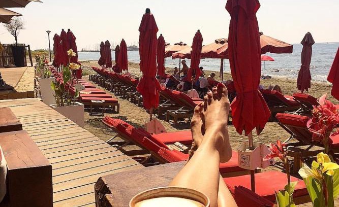 Agios Tychon Apartamento | Modern 2 bedroom Beach Apartment