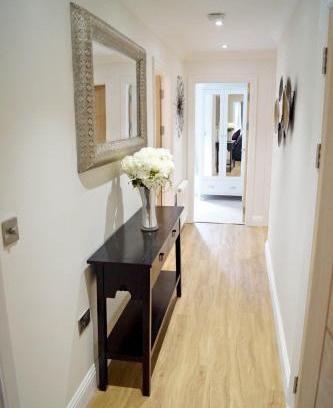 Bournemouth Apartamento | Modern 2 bedroom central property with private parking