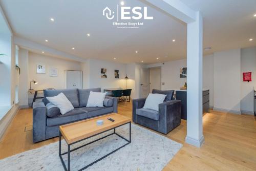 Shrewsbury Apartamento | Modern 2 Bedroom Church Apartment 5 Mins to Town Centre - Free Parking