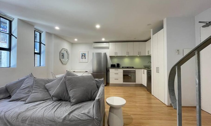 Camperdown Apartamento | Modern 2 Bedroom Warehouse Conversion