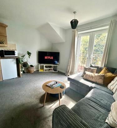 Telford Apartamento | Modern 2Bed Netflix & Free Parking Telford Gem