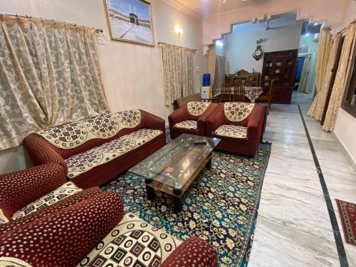 Green Valley Apartamento | Modern 2BHK Flat Apartment with Large Living Dinning and Kitchen