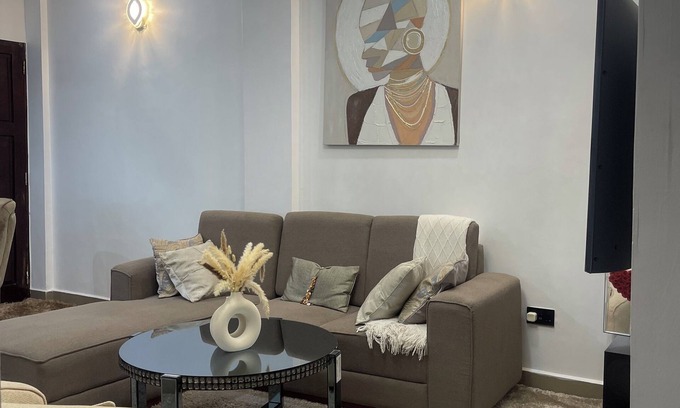 Oyster Bay Apartamento | Modern 2BR Apartment in Mwenge | Fast Wi-Fi, AC Tanzania dar es salaam