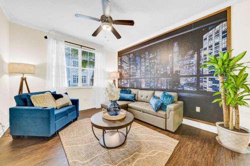 Westchase Apartamento | Modern 2br2ba King Bed Pool, Gym #7