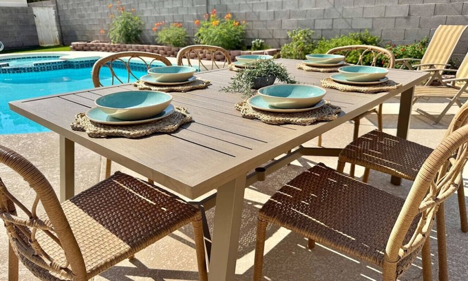 North Las Vegas Casa | Modern 3 BD Pool and Jacuzzi
