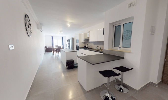 Pieta Apartamento | Modern 3-bedroom apartment Pieta