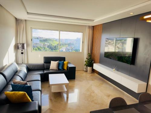 Bni Makada Apartamento | Modern 3 Bedroom Apartment in the Heart of Tangier