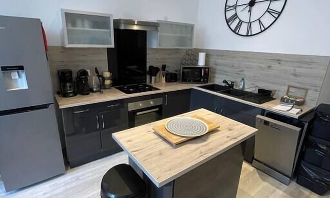 Excideuil Apartamento | Modern 3 bedroom cottage