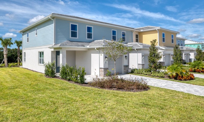Galilee Casa | Modern 3 Bedroom Townhouse with Patio - 820DR