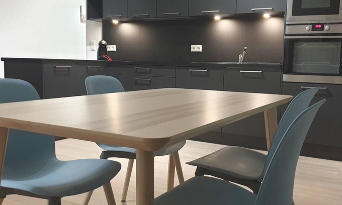 Hollerich Apartamento | Modern 3 Beds In Convenient Location - Parking