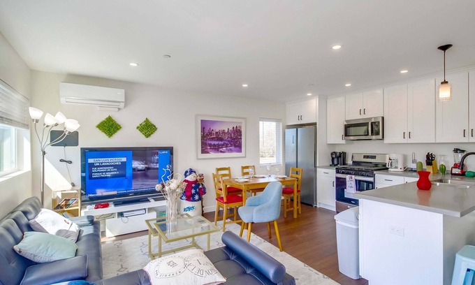 National City Casa | Modern 3-BR Home near San Diego Downtown & Beach