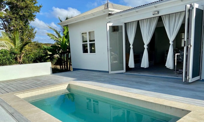 Swetes Casa | Modern 3bed House in the Heart of Swetes Village