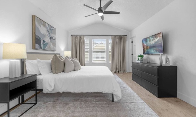 Casselberry Casa | Modern 3BR/3BA home in Prime Winter Park Location