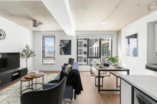 Five Points South Apartamento | Modern 3BR Condo Five Points South Gem