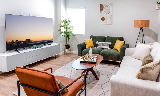Westminster Casa | Modern 3BR Disney Luxe - Sleeps up to 12 w Game Room/PoolTable+Arcade/EV