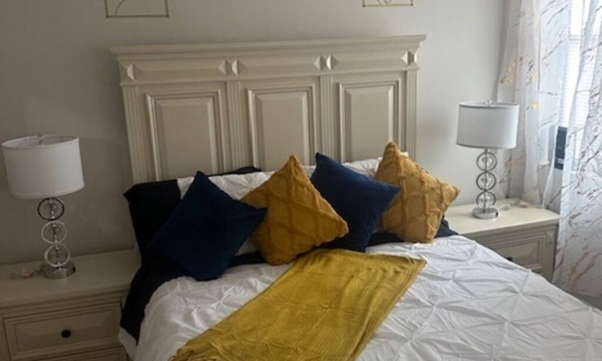 Downtown Baltimore Casa | Modern 4 Bedroom -Mins to Stadiums, Harbor & JHU